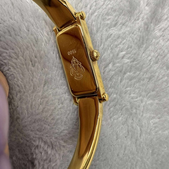 Gucci Gold Women's Watch - Picture 7 of 7